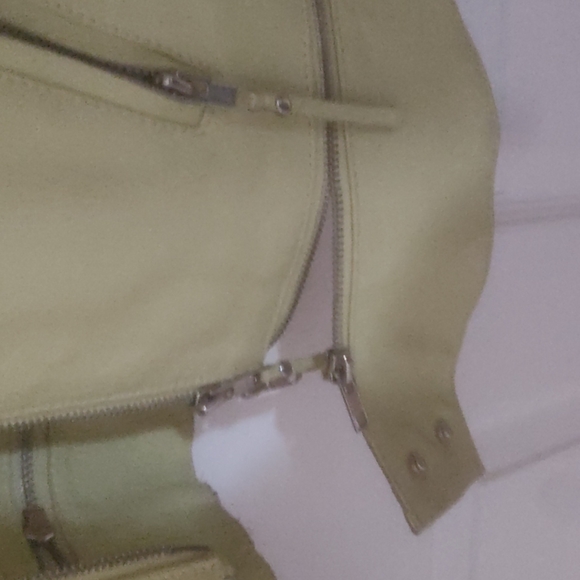 Leather jacket - Picture 5 of 8